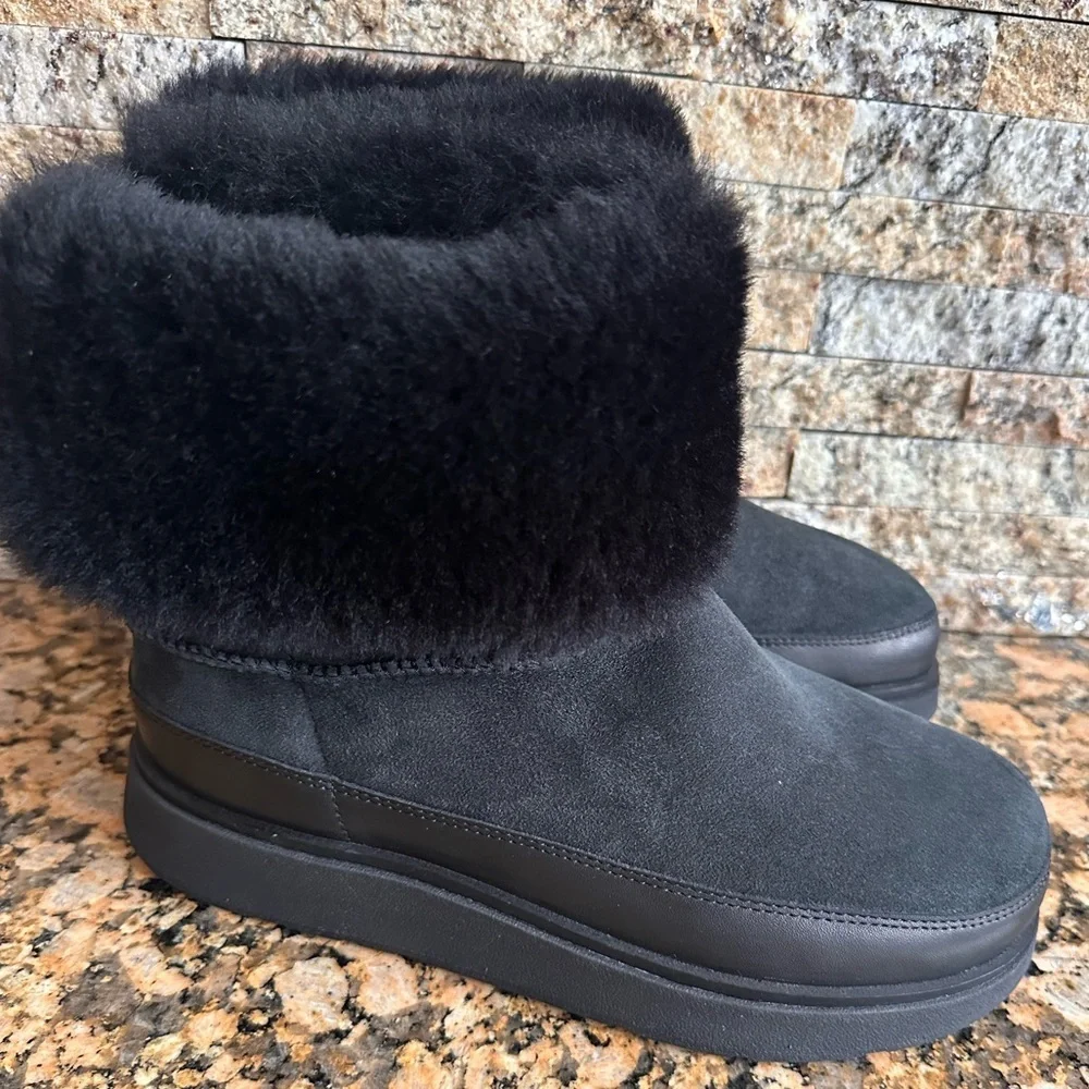 NEW FITFLOP women's gen-ff mini double-faced shearling boots in all black